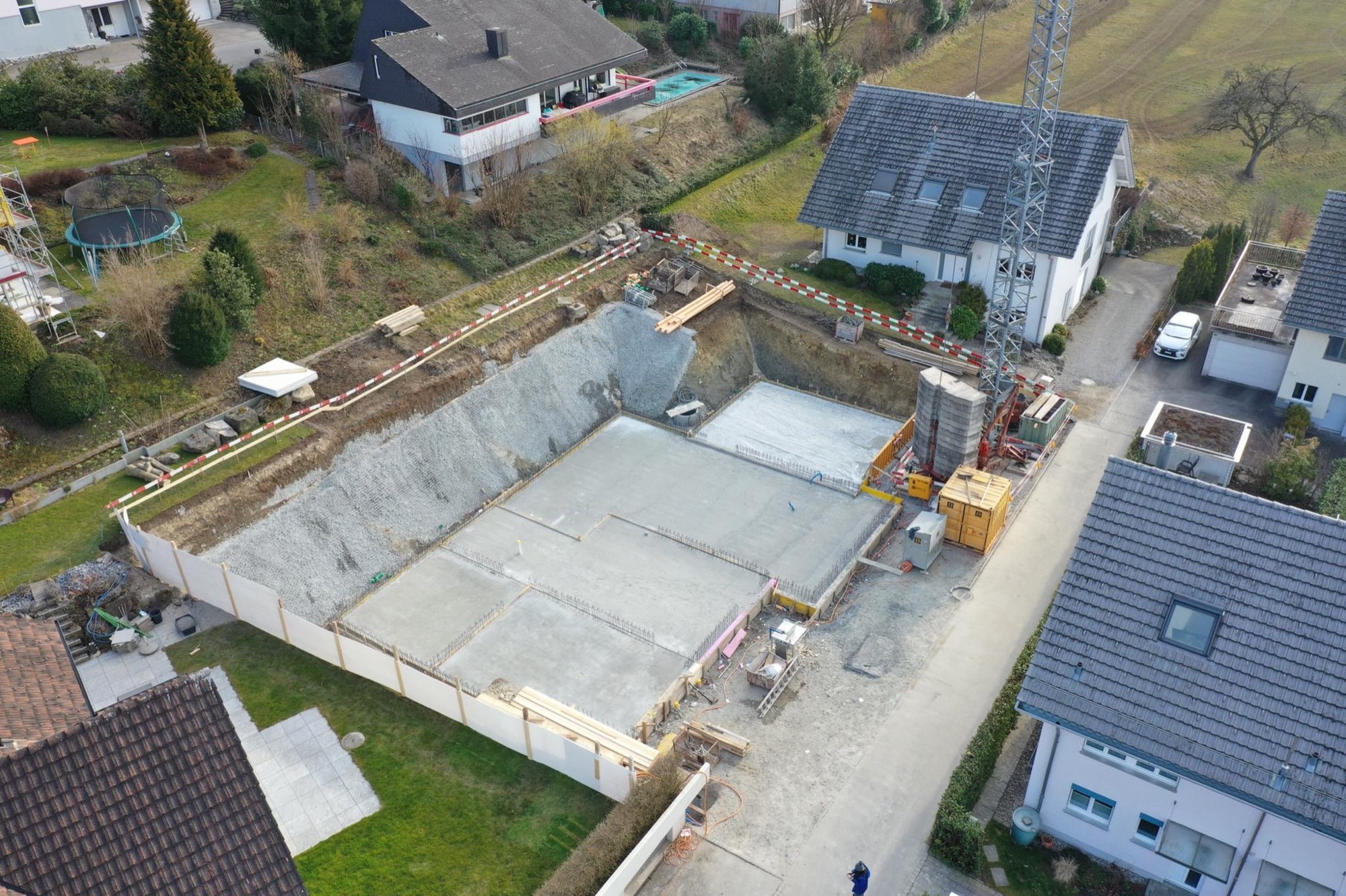 Fundament und Baugrube